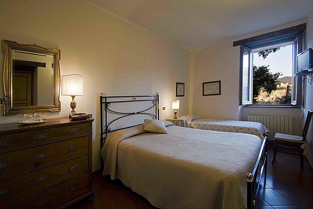 Albergo Villa Cristina Spoleto Buitenkant foto