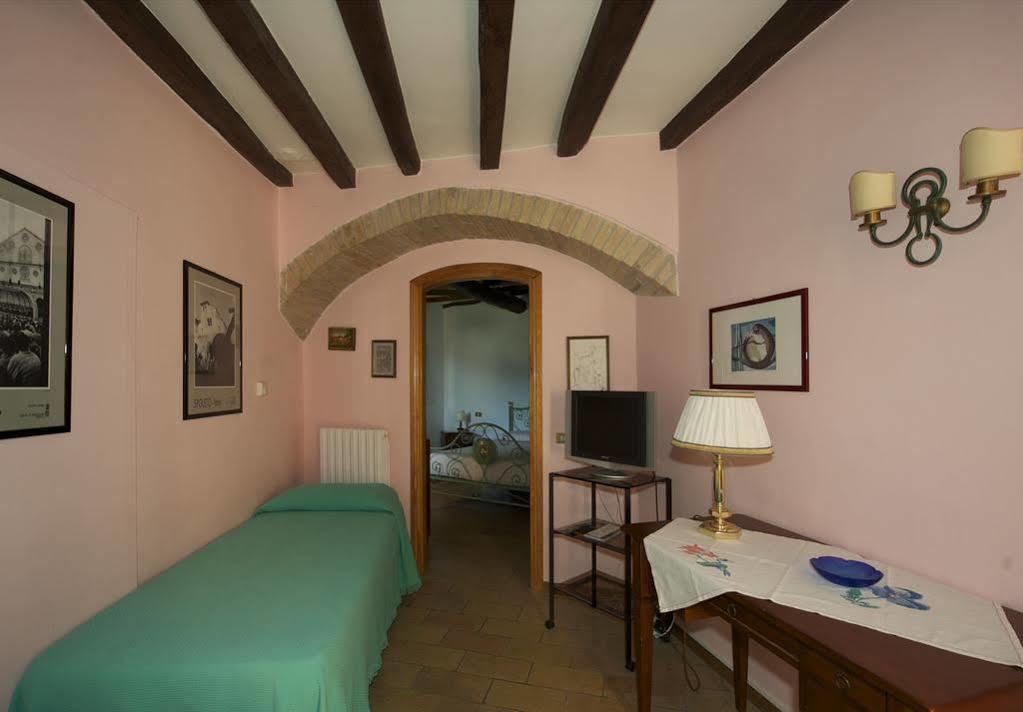 Albergo Villa Cristina Spoleto Buitenkant foto