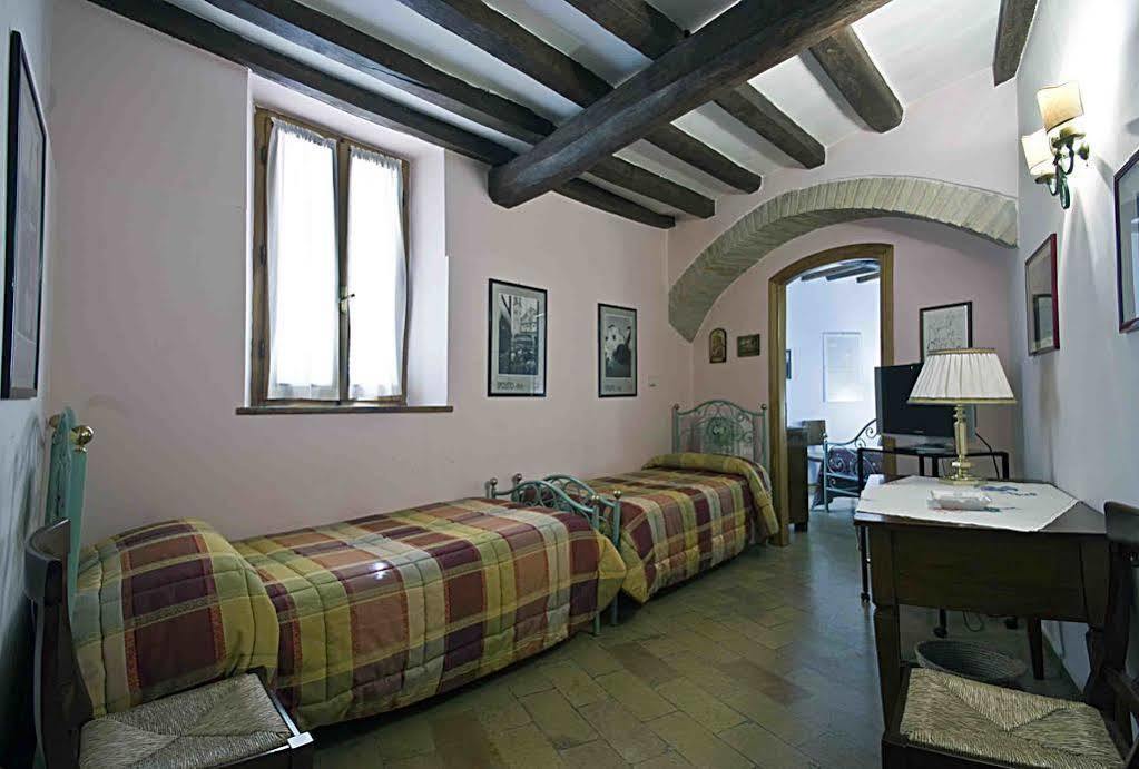 Albergo Villa Cristina Spoleto Buitenkant foto